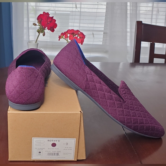 ROTHY'S THE ALMOND LOAFER QUILTED PLUM - Picture 7 of 9